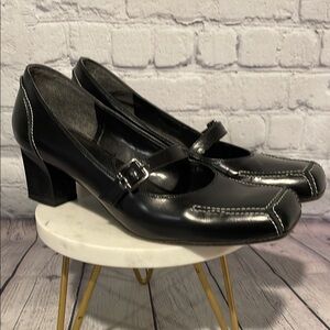 Via Spiga Black Leather Square Toe Mary Jane Heels Sz 7.5